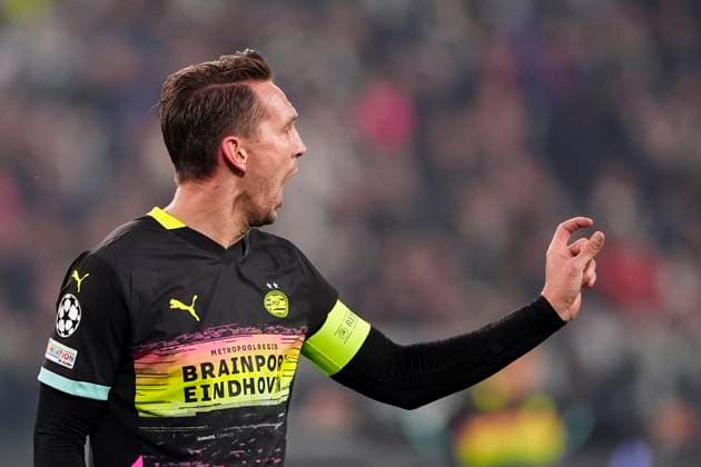 PSV& x2019;s Luuk de Jong gestures during the Uefa Champions League soccer match between Juventus Fc and PSV Eindhoven at the Juventus stadium in Turin, Playoff - north west Italy - February 11, 2025. - Soccer .  Copyright: xFabioxFerrari LaPressex