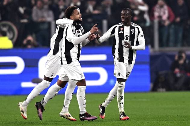 Db Torino 11 02 2025 - Champions League Juventus-PSV Eindhoven foto Daniele Buffa Image nella foto: esultanza gol Weston Mckennie 