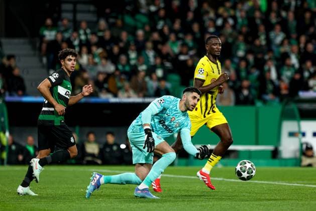 Rui Silva goalkeeper of Sporting CP during the UEFA Champions League 2024 25 League knockout phase play-offs first leg football match between Sporting CP and Borussia Dortmund at the Jose Alvalade stadium in Lisbon on February 11, 2025. UEFA Champions League - Sporting CP vs Borussia Dortmund (Valter Gouveia SPP) Copyright: xValterxGouveia SPPx spp-en-VaGo-VG_L0352
