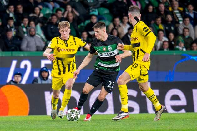 11 02 2025, Football UEFA Champions League, Season 2024 2025, Play Offs, First leg, Sporting CP Lisbon Borussia Dortmuna at Estadio Jose Alvalade in Lisbon Dortmunds Daniel Svensson l r , Lisbons Ivan Fresneda fight for the ball Photo Kirchner Media Thomas Haesler IMPORTANT NOTE In accordance with UEFA regulations, it is prohibited to use or have used photographs taken in the stadium and or of the match in the form of sequential images and or video-like photo series Copyright: xKirchner-Media ThomasxHaeslerx
