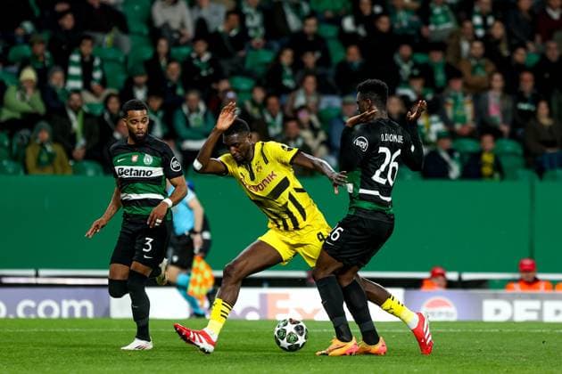 Serhou Guirassy forward of Borussia Dortmund battle for the ball during the UEFA Champions League 2024 25 League knockout phase play-offs first leg football match between Sporting CP and Borussia Dortmund at the Jose Alvalade stadium in Lisbon on February 11, 2025. UEFA Champions League - Sporting CP vs Borussia Dortmund (Valter Gouveia SPP) Copyright: xValterxGouveia SPPx spp-en-VaGo-VG_L0610