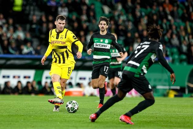 Pascal Groß midfielder of Borussia Dortmund during the UEFA Champions League 2024 25 League knockout phase play-offs first leg football match between Sporting CP and Borussia Dortmund at the Jose Alvalade stadium in Lisbon on February 11, 2025. UEFA Champions League - Sporting CP vs Borussia Dortmund (Valter Gouveia SPP) Copyright: xValterxGouveia SPPx spp-en-VaGo-VG_L0514