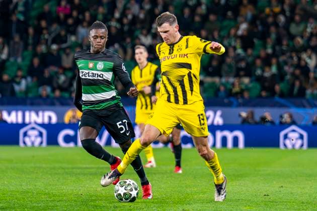 11 02 2025, Football UEFA Champions League, Season 2024 2025, Play Offs, First leg, Sporting CP Lisbon Borussia Dortmuna at Estadio Jose Alvalade in Lisbon Lisbons Geovany Quenda l and Dortmunds Pascal Groß fight for the ball Photo Kirchner Media Thomas Haesler IMPORTANT NOTE In accordance with UEFA regulations, it is prohibited to use or have used photographs taken in the stadium and or of the match in the form of sequential images and or video-like photo series Copyright: xKirchner-Media ThomasxHaeslerx