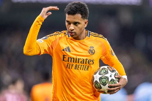 Rodrigo of Real Madrid during the UEFA Champions League 2024 25 football match between Real Madrid and Manchester City at the Etihad Stadium in Manchester (Richard Callis SPP) Copyright: xRichardxCallis SPPx spp-en-RiCa-spp_riCa_1102251531