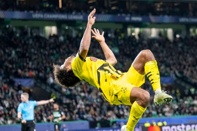 11 02 2025, Football UEFA Champions League, Season 2024 2025, Play Offs, First leg, Sporting CP Lisbon Borussia Dortmuna at Estadio Jose Alvalade in Lisbon Dortmunds Karim Adeyemi celebrates after his goal for 0 3 Photo Kirchner Media Thomas Haesler IMPORTANT NOTICE In accordance with UEFA regulations, it is prohibited to use or have used photographs taken in the stadium and or of the match in the form of sequential images and or video-like photo series Copyright: xKirchner-Media ThomasxHaeslerx