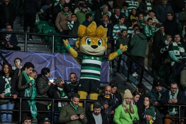 Lisbon, Portugal, February 11th,2025: Sporting CP mascot in action during the UEFA Champions League football match between Sporting CP vs Borussia Dortmund at Estadio Jose Alvalade, Lisbon on February 11, 2025 (Joao Bravo SPP) Copyright: xJoaoxBravoxx xSPPx spp-en-JoBr-JBF-0196