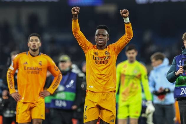 UEFA Champions League Knockout Round Play-off Manchester City v Real Madrid Vinicius Junior of Real Madrid celebrates the win during the UEFA Champions League Knockout Round Play-off Manchester City v Real Madrid at Etihad Stadium, Manchester, United Kingdom, 11th February 2025 (Photo by Mark Cosgrove News Images) Manchester Etihad Stadium Manchester United, ManU Kingdom Copyright: xMarkxCosgrove NewsxImagesx