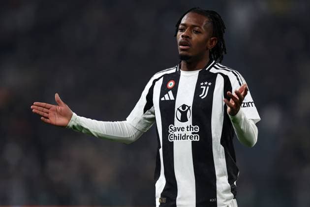 Juventus v PSV Eindhoven - UEFA Champions League 2024 25 League Phase Play-Off Samuel Mbangula of Juventus Fc celebrates after scoring a goal during the UEFA Champions League Knockout Play-off First Leg match between Juventus Fc and PSV Eindhoven at Allianz Stadium on February 11, 2025 in Turin, Italy . Torino Allianz Stadium Italy Copyright: xMarcoxCanonierox