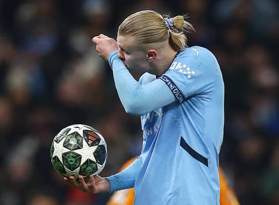 Erling Haaland of Manchester City Manchester City v Real Madrid, UEFA Champions League, Knockout Round Play-offs, First Leg, Football, Etihad Stadium, Manchester, UK - 11 Feb 2025 EDITORIAL USE ONLY No use with unauthorised audio, video, data, fixture lists, club league logos or live services. Online in-match use limited to 120 images, no video emulation. No use in betting, games or single club league player publications.  Copyright: xJavierxGarcia Shutterstockx 15136820bf