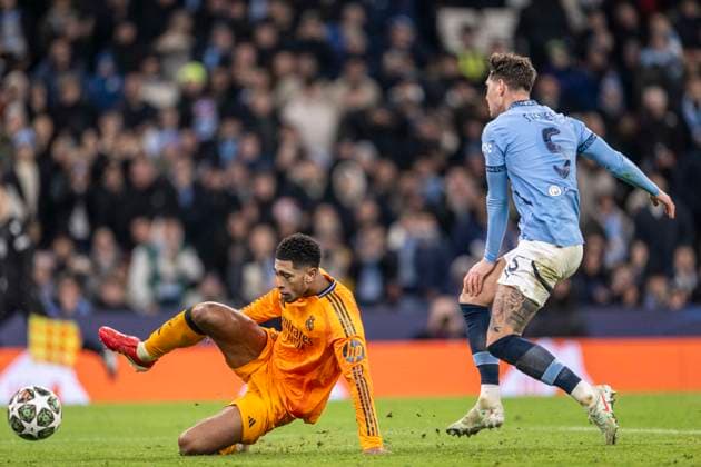 Jude Bellingham of Real Madrid scores winning goal (2-3) during the UEFA Champions League 2024 25 football match between Real Madrid and Manchester City at the Etihad Stadium in Manchester (Richard Callis SPP) Copyright: xRichardxCallis SPPx spp-en-RiCa-spp_riCa_1102251569