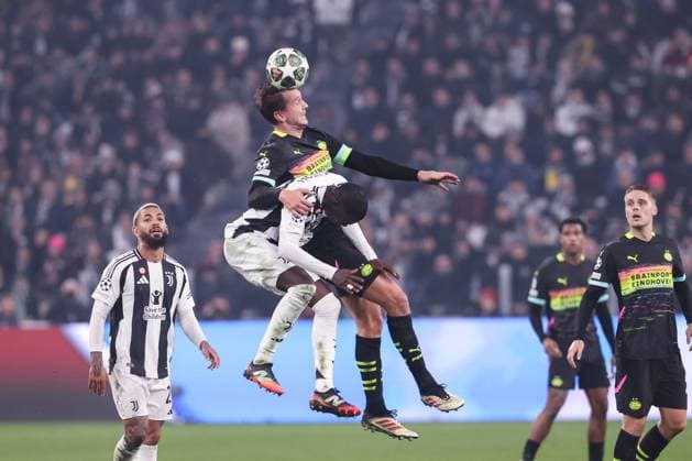 TURIN, ITALY FEBRUARY 11 Luuk de Jong of PSV C in action during the UEFA Champions League 2024 25 League Knockout Play off first leg match between Juventus and PSV at Juventus Stadium on February 11, 2025 in Turin, Italy Turin Juventus Stadium Italy Copyright: xJustPictures.ch LuigixRizzox jp-en-EuSpIm-AN0I0996-20250108