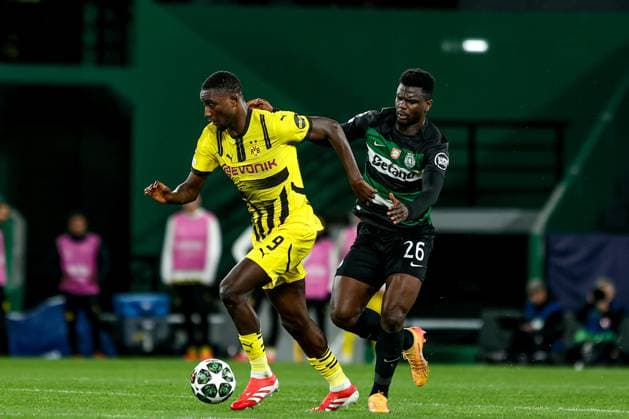Serhou Guirassy forward of Borussia Dortmund battle for the ball with Ousmane Diomande defender of Sporting CP during the UEFA Champions League 2024 25 League knockout phase play-offs first leg football match between Sporting CP and Borussia Dortmund at the Jose Alvalade stadium in Lisbon on February 11, 2025. UEFA Champions League - Sporting CP vs Borussia Dortmund (Valter Gouveia SPP) Copyright: xValterxGouveia SPPx spp-en-VaGo-VG_L1249