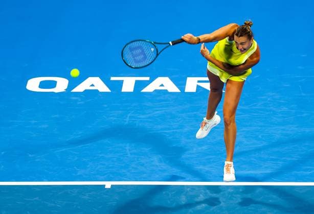WTA, Tennis Damen QATAR OPEN TENNIS TOURNAMENT ROUND OF 32 Aryna Sabalenka competes in her round of 32 match against Ekaterina Alexandrova during the WTA Qatar TotalEnergies Open 2025 tennis tournament at the Khalifa International Tennis Complex in Doha, Qatar, on February 11, 2025. Copyright: xNOUSHADx