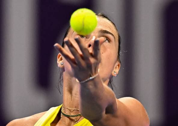 WTA, Tennis Damen QATAR OPEN TENNIS TOURNAMENT ROUND OF 32 Aryna Sabalenka competes in her round of 32 match against Ekaterina Alexandrova during the WTA Qatar TotalEnergies Open 2025 tennis tournament at the Khalifa International Tennis Complex in Doha, Qatar, on February 11, 2025. Copyright: xNOUSHADx