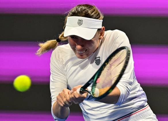 WTA, Tennis Damen QATAR OPEN TENNIS TOURNAMENT ROUND OF 32 Ekaterina Alexandrova competes in her round of 32 match against Aryna Sabalenka during the WTA Qatar TotalEnergies Open 2025 tennis tournament at the Khalifa International Tennis Complex in Doha, Qatar, on February 11, 2025. Copyright: xNOUSHADx