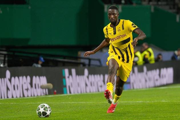 February 11, 2025, Lisbon, Portugal: Serhou Guirassy of Borussia Dortmund in action during the UEFA Champions League 2024 25 Knockout phase play-offs1st leg between Sporting CP and Borussia Dortmund at Estadio Jose Alvalade. Final score: Sporting CP 0:3 Borussia Dortmund Lisbon Portugal - ZUMAs197 20250211_aaa_s197_105 Copyright: xBrunoxdexCarvalhox
