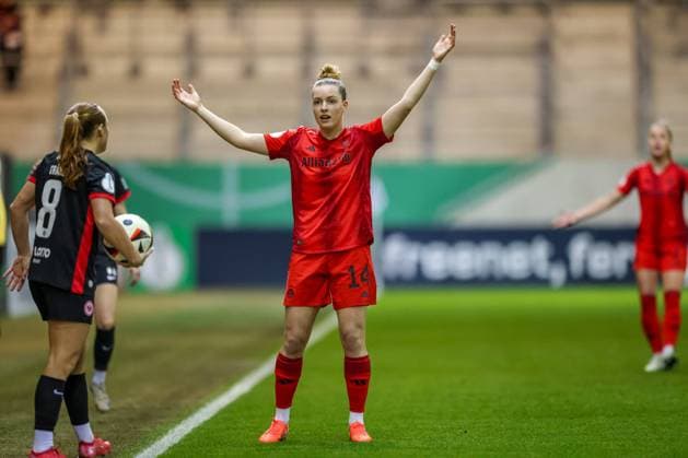 GER, Munich, FC Bayern Munich vs Eintracht Frankfurt, DFB Pokal Women, Football, DFB, Season 2024 2025, FC Bayern Campus, Quarterfinals in picture Alara Sehitler FC Bayern Munich Women 1 DFB DFL REGULATIONS PROHIBIT ANY USE OF PHOTOGRAPHS AS IMAGE SEQUENCES AND OR QUASI VIDEO, 12 02 2025, Copyright: HMBxMedia HendrikxHamelau