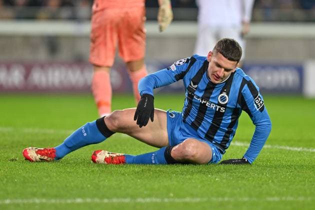 250212 Champions League Knock Out Club Brugge vs Atalanta Christos Tzolis (8) of Club Brugge reacts during a soccer game between Belgian Club Brugge KV and Italian Atalanta Bergamo in the UEFA Champions League Knockout phase play-offs leg 1 of the 2024-25 season, on Wednesday 12 February 2025 in Brugge , Belgium . photo Isosport David Catry Brugge Belgium  Copyright: xDavidxCatryx 20250212DC2_9765