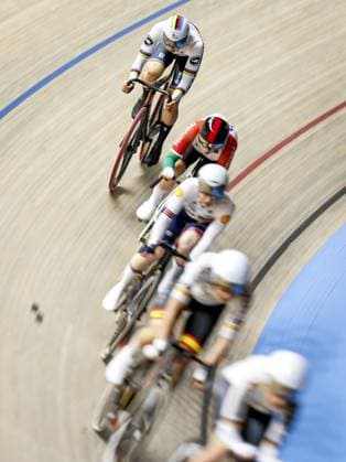 HEUSDEN-ZOLDER - Lorena Wiebes (above) in action on the scratch final during the first day of the European Track cycling, Rad, Radsport, Bahnrad, Bahn championships in Belgium. ANP BAS CZERWINSKI xVIxANPxSportx xxANPxIVx 519815313 originalFilename: 519815313.jpg