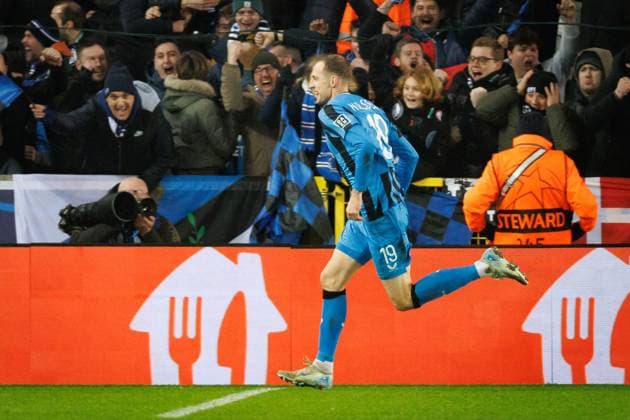 Club s Gustaf Nilsson celebrates after scoring during a soccer game between Belgian soccer team Club Brugge KV and Italian club Atalanta Bergamo, on Wednesday 12 February 2025 in Brugge, in the first leg of the Knockout phase play-offs of the UEFA Champions League competition. KURTxDESPLENTER  x112326704x