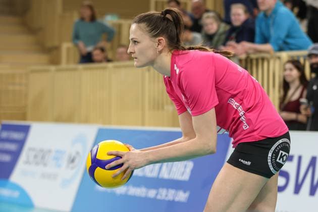 Wiesbaden, Germany February 12, 2025 1 VBL Women 2024 2025 VC Wiesbaden vs Allianz MTV Stuttgart In the picture Nina Herelova VC Wiesbaden, 12 , Halle am Platz der deutschen Ein Berlin Copyright: xFotostandx xUlrichxScherbaumx