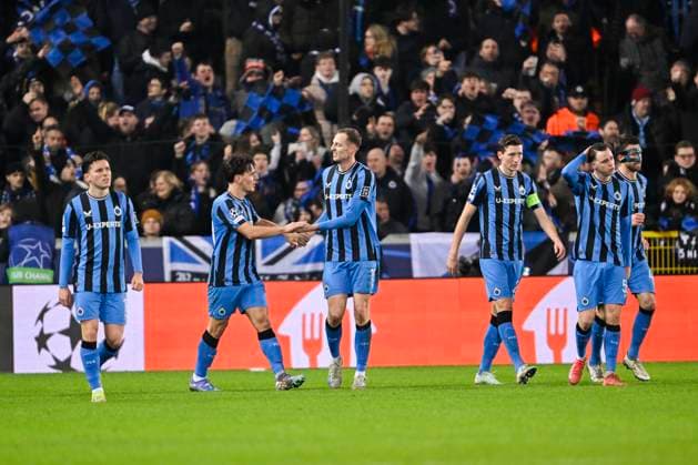 Club Brugge v Atalanta - UEFA Champions League BRUGGE, BELGIUM - FEBRUARY 12 : Nilsson Gustaf forward of Club Brugge, Jashari Ardon midfielder of Club Brugge, Vanaken Hans midfielder of Club Brugge, Players of Clun Brugge celebrates after winning during the UEFA Champions League 2024 25 knockout phase play-off match first round between Club Brugge and Atalanta on February 12, 2025 in Brugge, Belgium, 12 02 2025 Brugge Belgium  Copyright: xDhax