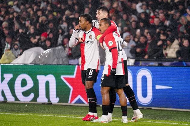 2025-02-12 Feyenoord v AC Milan - UEFA Champions League 2024 25 League Knockout Play-off First Leg ROTTERDAM, NETHERLANDS - FEBRUARY 12: Igor Paixao of Feyenoord celebrates after scoring his teams first goal, Quinten Timber of Feyenoord, Jakub Moder of Feyenoord during the UEFA Champions League 2024 25 League Knockout Play-off First Leg match between Feyenoord and AC Milan at Stadion Feijenoord on February 12, 2025 in Rotterdam, Netherlands. Rotterdam Stadion Feijenoord Netherlands Content not available for redistribution in The Netherlands directly or indirectly through any third parties. Copyright: xJorisxVerwijstx