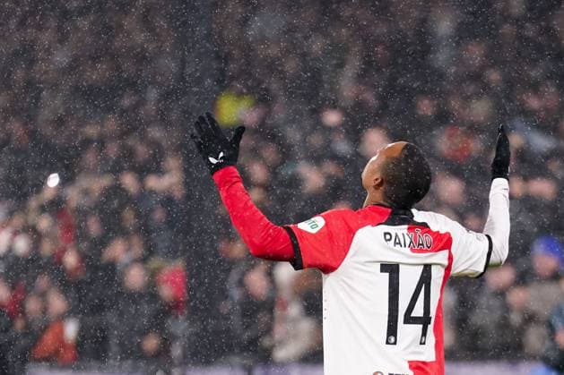 2025-02-12 Feyenoord v AC Milan - UEFA Champions League 2024 25 League Knockout Play-off First Leg ROTTERDAM, NETHERLANDS - FEBRUARY 12: Igor Paixao of Feyenoord celebrates after scoring his teams first goal during the UEFA Champions League 2024 25 League Knockout Play-off First Leg match between Feyenoord and AC Milan at Stadion Feijenoord on February 12, 2025 in Rotterdam, Netherlands. Rotterdam Stadion Feijenoord Netherlands Content not available for redistribution in The Netherlands directly or indirectly through any third parties. Copyright: xJorisxVerwijstx