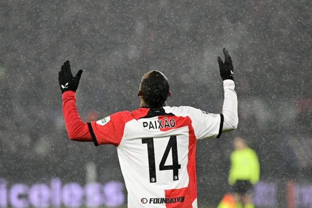 ROTTERDAM - Igor Paixao of Feyenoord celebrates 1-0 during the UEFA Champions League playoff match between Feyenoord and AC Milan at Feyenoord Stadium de Kuip on Feb. 12, 2025 in Rotterdam, Netherlands. ANP OLAF CRACK UEFA Champions League 2024 25 League Knockout Play-off First Leg 2024 25 xVIxANPxSportx xxANPxIVx 519820322 originalFilename: 519820322.jpg