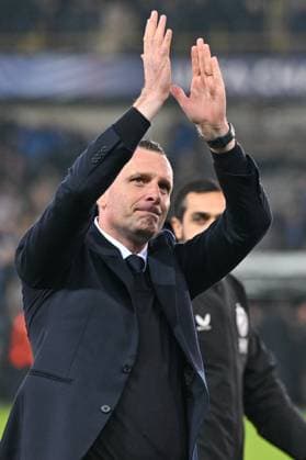 250212 Champions League Knock Out Club Brugge vs Atalanta Head Coach Nicky Hayen of Club Brugge celebrates after winning a soccer game between Belgian Club Brugge KV and Italian Atalanta Bergamo in the UEFA Champions League Knockout phase play-offs leg 1 of the 2024-25 season, on Wednesday 12 February 2025 in Brugge , Belgium . photo Isosport David Catry Brugge Belgium  Copyright: xDavidxCatryx 20250212DC1_2595