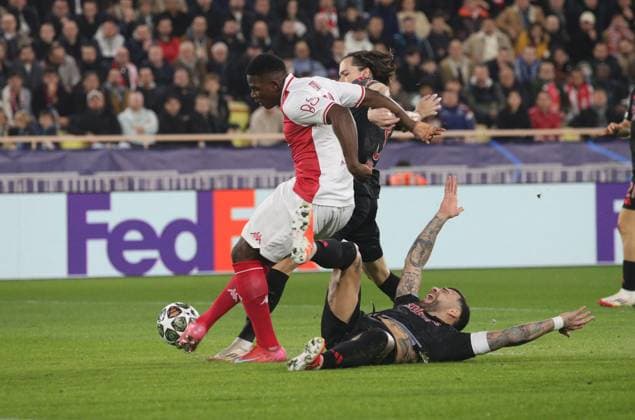 RECORD DATE NOT STATED As Monaco benfica barrage aller champions ligues SERGE HAOUZI MAXPPP - MONACO Monaco le 12 Fevrier 2025 au stade Louis II l AS Monaco recoit le Benfica de Lisbonne pour le compte des barrages aller de la Ligue des champions 2024-2025 phase de ligues Le joueur monegasque Embolo au duel avec le portugais Otamendi lors du match Monaco Benfica - Monaco vs. Benfica - 12 February 2025 MONACO Principaute de Monaco France  Copyright: xMAXPPPxSERGExxHAOUZIx SHZ202502126349 SHZ202502126349