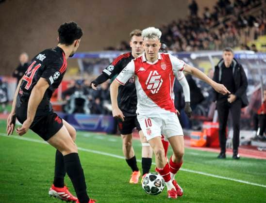 Foot Ligue des Champions Monaco Benfica PHOTOPQR NICE MATIN Dylan Meiffret ; Monaco ; 12 02 2025 ; Match de Ligue des Champions de football, l AS Monaco rencontre le SL Benfica a domicile au stade Louis II. ICI : 10 - Aleksandr Golovin - Monaco vs. Benfica - 12 February 2025 Monaco France  Copyright: xPHOTOPQR NICExMATIN MAXPPPxDylanxMeiffretx 20250212NIM6390 20250212NIM6390
