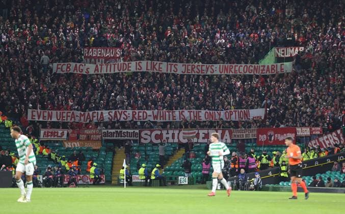 . - Celtic v Bayern Munchen, UEFA Champions League, Knockout Play-off first leg, Celtic Park Stadium, Glasgow, Scotland - 12th February 2025. Daniel Weir Crystal Pix Bayern Munich fans protest about UEFA & there Jersey Kit FCB AG™s Attitude Is Like Its Jersey Unrecognizable Even UEFA Mafia Say Red & White Is The Only Option. - Celtic v Bayern Munchen, UEFA Champions League, Knockout Play-off first leg, Celtic Park Stadium, Glasgow, Scotland - 12th February 2025. Daniel Weir Crystal Pix Glasgow Celtic Park Stadium Scotland Copyright: xDanielxWeirx CP_Celtic_Munich_31