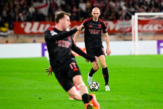 FOOTBALL : AS Monaco VS SL Benfica - Ligue des Champions - 12 02 2025 L AS Monaco recoit le SC Benfica dans le cadre du barrage aller de la Ligue des Champions. Fredrik Aursnes (SLB) MonacoMonaco  Copyright: xWilliamxCannarellax