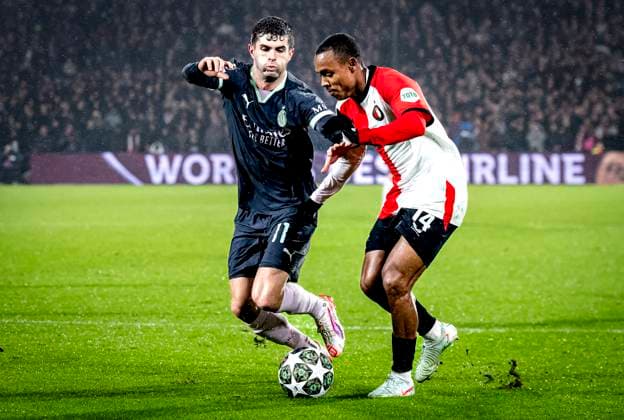AC Milan forwarder Chrstian Pulisic, Feyenoord Rotterdam forwarder Igor Paixao during the match Feyenoord AC Milan at the Stadium De Kuip for the UEFA Champions League Knockout phase play offs1st leg season 2024 2025 in ROTTERDAM, Netherlands on 12 february 2025, photo by Marcel van Dorst EYE4images DeFodi Images Defodi 746 215386 Defodi-746