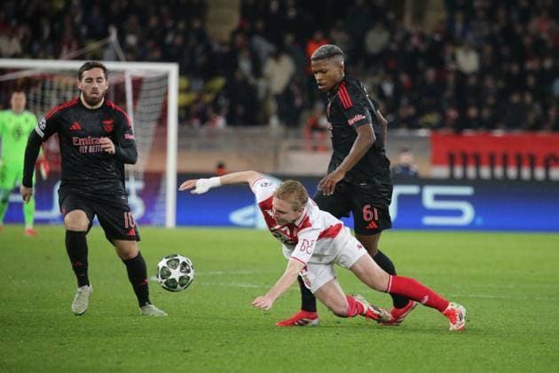 RECORD DATE NOT STATED As Monaco benfica barrage aller champions ligues SERGE HAOUZI MAXPPP - MONACO Monaco le 12 Fevrier 2025 au stade Louis II l AS Monaco recoit le Benfica de Lisbonne pour le compte des barrages aller de la Ligue des champions 2024-2025 phase de ligues Le joueur monegasque Biereth au duel avec le portugais Florentino lors du match Monaco Benfica - Monaco vs. Benfica - 12 February 2025 MONACO Principaute de Monaco France  Copyright: xMAXPPPxSERGExxHAOUZIx SHZ202502126414 SHZ202502126414