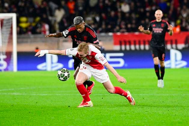 FOOTBALL : AS Monaco VS SL Benfica - Ligue des Champions - 12 02 2025 L AS Monaco recoit le SC Benfica dans le cadre du barrage aller de la Ligue des Champions. Mika Biereth (ASM) Florentino (SLB) MonacoMonaco  Copyright: xWilliamxCannarellax