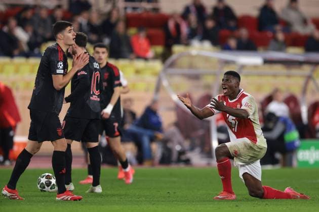 Monaco, Monaco, 12th February 2025. Breel Embolo of AS Monaco reacts with Antonio Silva of SL Benfica following a clash between the two during the UEFA Champions League match at Stade Louis II, Monaco. Picture credit should read: Simon Bellis Sportimage EDITORIAL USE ONLY. No use with unauthorised audio, video, data, fixture lists, club league logos or live services. Online in-match use limited to 120 images, no video emulation. No use in betting, games or single club league player publications. SPI_034_JM_MONACO_BENFICA_UCL_ SPI-3662-0034
