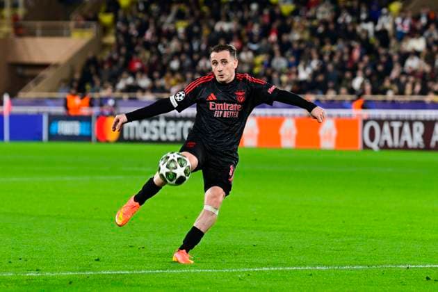 FOOTBALL : AS Monaco VS SL Benfica - Ligue des Champions - 12 02 2025 L AS Monaco recoit le SC Benfica dans le cadre du barrage aller de la Ligue des Champions. Kerem AktürkoÄülu (SLB) MonacoMonaco  Copyright: xWilliamxCannarellax