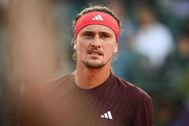 Argentina Open Tenis ATP, Tennis Herren Germany s Alexander Zverev reacts during an Argentina Open ATP round of 16 tennis match at Guillermo Vilas Stadium in Buenos Aires, Argentina, on February 12, 2025. Buenos Aires Argentina  Copyright: xGabrielxSotelox originalFilename:sotelo-notitle250212_npbpu.jpg