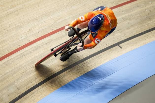 HEUSDEN-ZOLDER - Track cyclist Hetty van de Wouw in action on the qualifying sprint during the second day of the European Track cycling, Rad, Radsport, Bahnrad, Bahn championships in Belgium. ANP BAS CZERWINSKI xVIxANPxSportx xxANPxIVx 519879022 originalFilename: 519879022.jpg