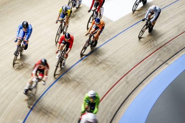 Radsport, Bahnrad-EM Zolder HEUSDEN-ZOLDER - Track cyclist Yanne Dorenbos in action on the final of the points race during the second day of the European Track cycling, Rad, Radsport, Bahnrad, Bahn championships in Belgium. ANP BAS CZERWINSKI xVIxANPxSportx xxANPxIVx 519898714 originalFilename: 519898714.jpg