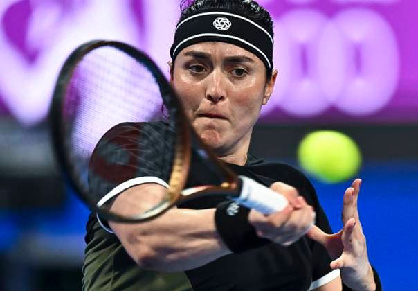 QATAR TOTALENERGIES OPEN - QUARTER-FINALS Ons Jabeur of Tunisia competes in her quarterfinals match against Jelena Ostapenko of Latvia during the WTA, Tennis Damen Qatar TotalEnergies Open 2025 tennis tournament at the Khalifa International Tennis Complex in Doha, Qatar, on February 13, 2025. DOHA Qatar Copyright: xNOUSHADx