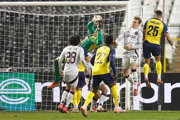 BRUSSELS, 13-02-2025, King Boudewijn Stadium, Europa League match first leg between Union Saint Gilloise and Ajax. Save by Ajax goalkeeper Remko Pasveer Union Saint Gilloise - Ajax  x27845195x Copyright: