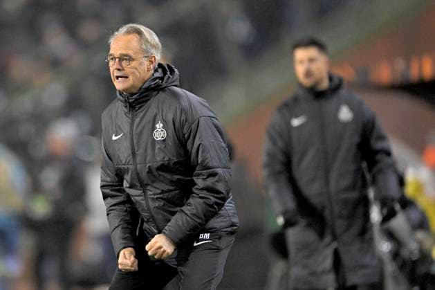 Royale Union Saint-Gilloise v AFC Ajax - UEFA Europa League BRUSSELS, BELGIUM - FEBRUARY 13 : Meert Bart ass coach of Royale Union Saint-Gilloise during the UEFA Europa League 2024 25 knockout phase play-off match between Royale Union Saint-Gilloise and AFC Ajax on February 13, 2025 in Brussels, Belgium, 13 02 2025 Brussels Belgium  Copyright: xSesx