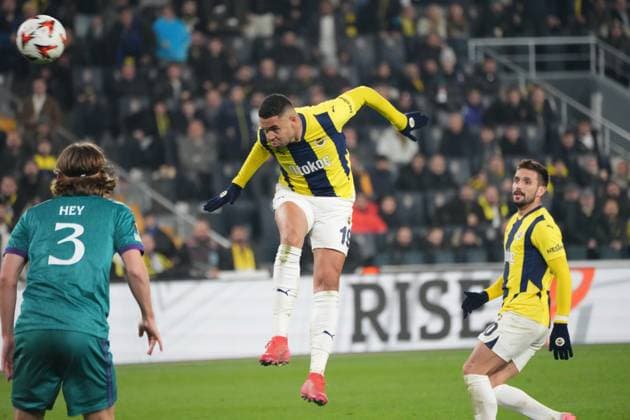 Youssef En Nesyri (19) of Fenerbahce SK celebrates after scoring the third goal of his team during the UEFA Europa League 2024 25 League Knockout Play-off First Leg match between Fenerbahce SK and RSC Anderlecht at on February 13, 2025 in Istanbul, Turkey. Istanbul Turkey Copyright: xSeskimphotox FBahce-Anderlecht_13225 (153)