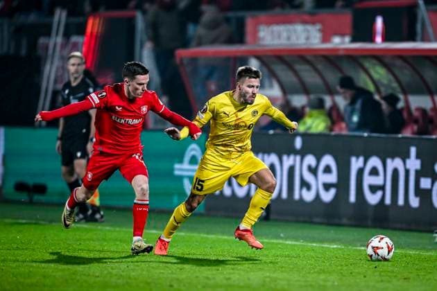 FC Twente forward Daan Rots, Bodo Glimt defender Frederik Andre Bjorkan, during the match Twente Bodo Glimt at the Grolsch Veste, FC Twente Stadion for the UEFA Europa League Knockout phase play offs 1st leg season 2024 2025 in ENSCHEDE, Netherlands on 13 februari 2025, photo by Stefan Koops EYE4images DeFodi Images Defodi 746 215867 Defodi-746