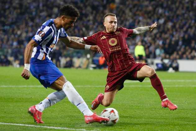 Uefa europa league fc porto vs as roma Porto (pt), 13 02 2025 - uefa europa league fc porto vs as roma - goncalo, porto player during the match between porto x roma, valid for the 1st leg of the play-off for access to the round of 16 of the uefa europa league, held at the Dragao stadium, in porto, on the evening of this thursday, (13). (Foto: Alexandre Gomes Thenews2 imago images) SPO  Copyright: xALEXANDRExGOMESx