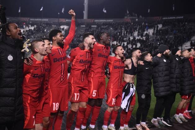 February 14, 2025, Thessaloniki, Greece: Steaua s players celebrate after a Europa League knockout phase match between PAOK FC and FC Steaua. Thessaloniki Greece - ZUMAp191 0801921672st Copyright: xGiannisxPapanikosx