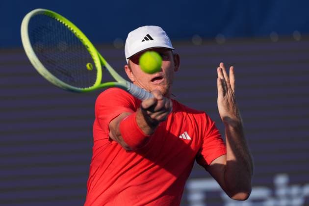 DELRAY BEACH, FL - FEBRUARY 13: Delray Beach, FL: Alejandro Davidovich Fokina(ESP) in action here during the second round of the 2025 Delray Beach Open held at the Delray Beach Tennis Center in Delray Beach Florida on February 13, 2025 Copyright: xAndrewxPatronx